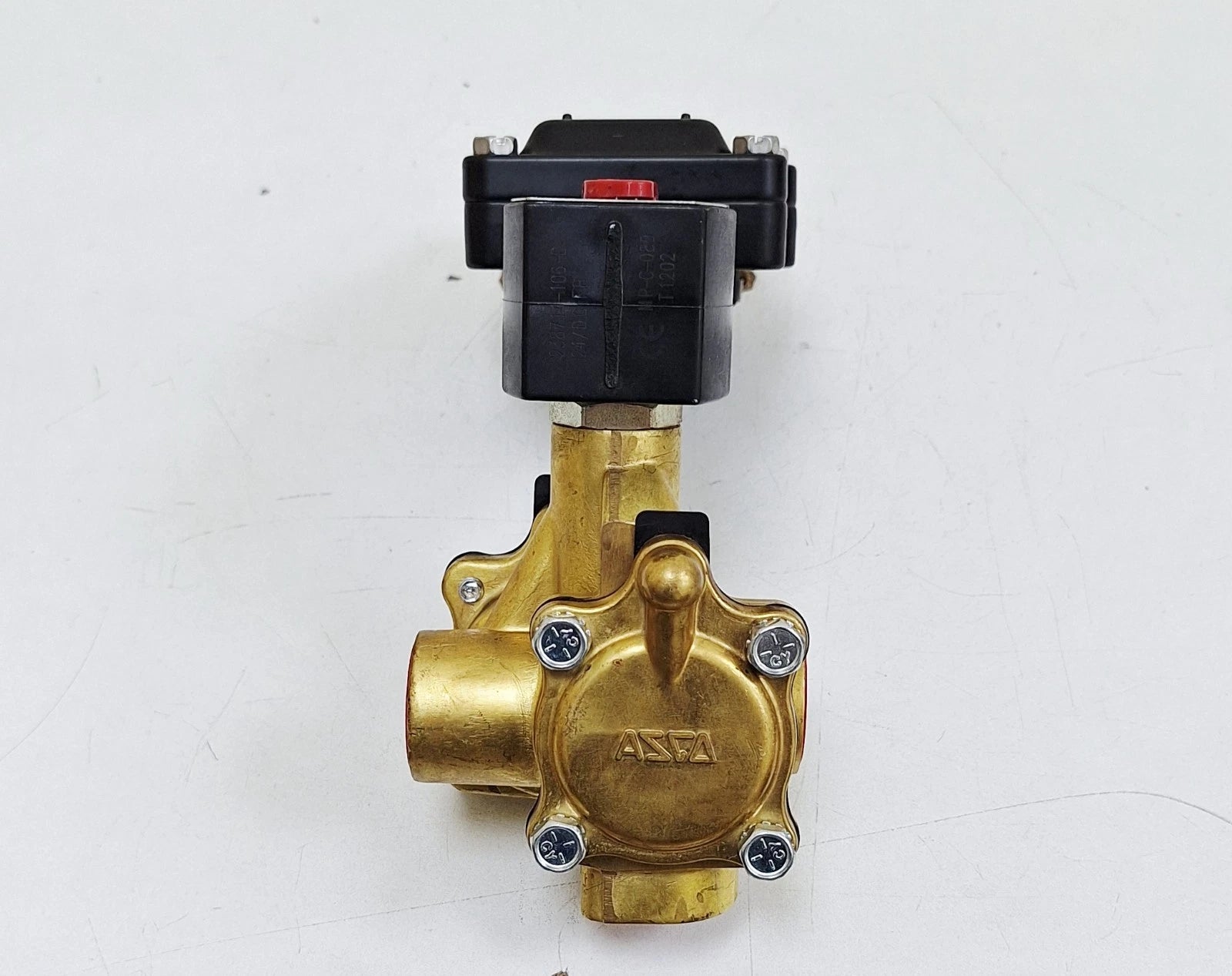 ASCO JCEF8316G044V Series 8316 Explosion-Proof Three-Way Solenoid Valve for Hazardous Industrial Applications
