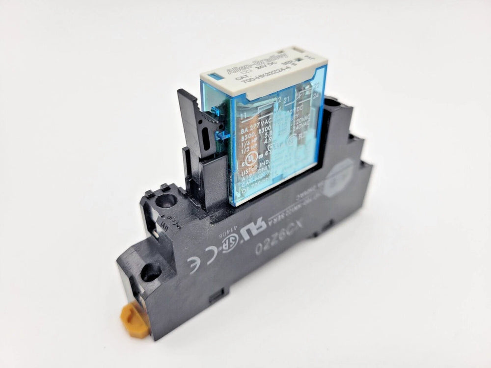 700-HN122 | Allen-Bradley Relay Socket