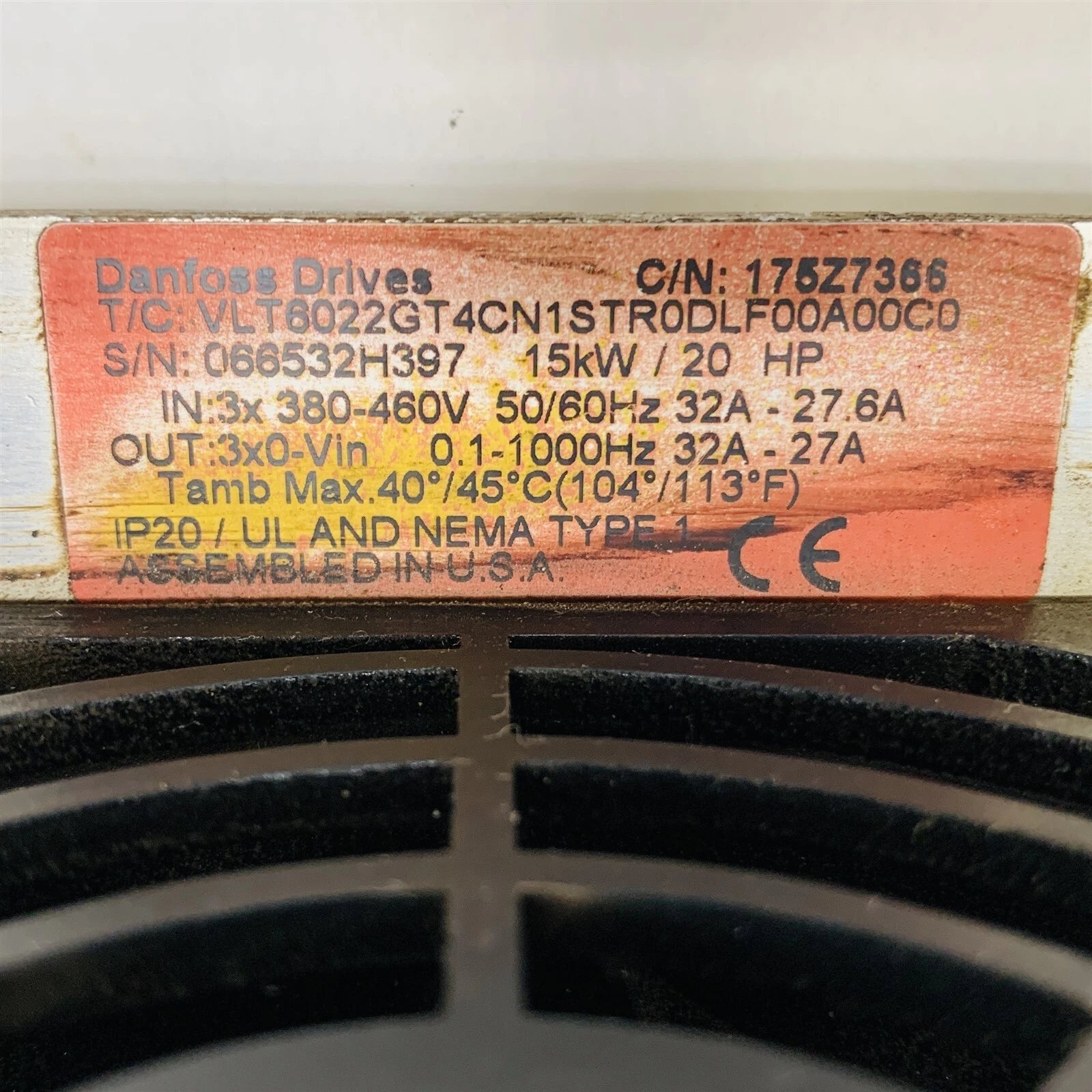 Danfoss 175Z7366 VLT 6000 AC Drive 20 HP 460 VAC Variable Frequency Drive with Integrated Display