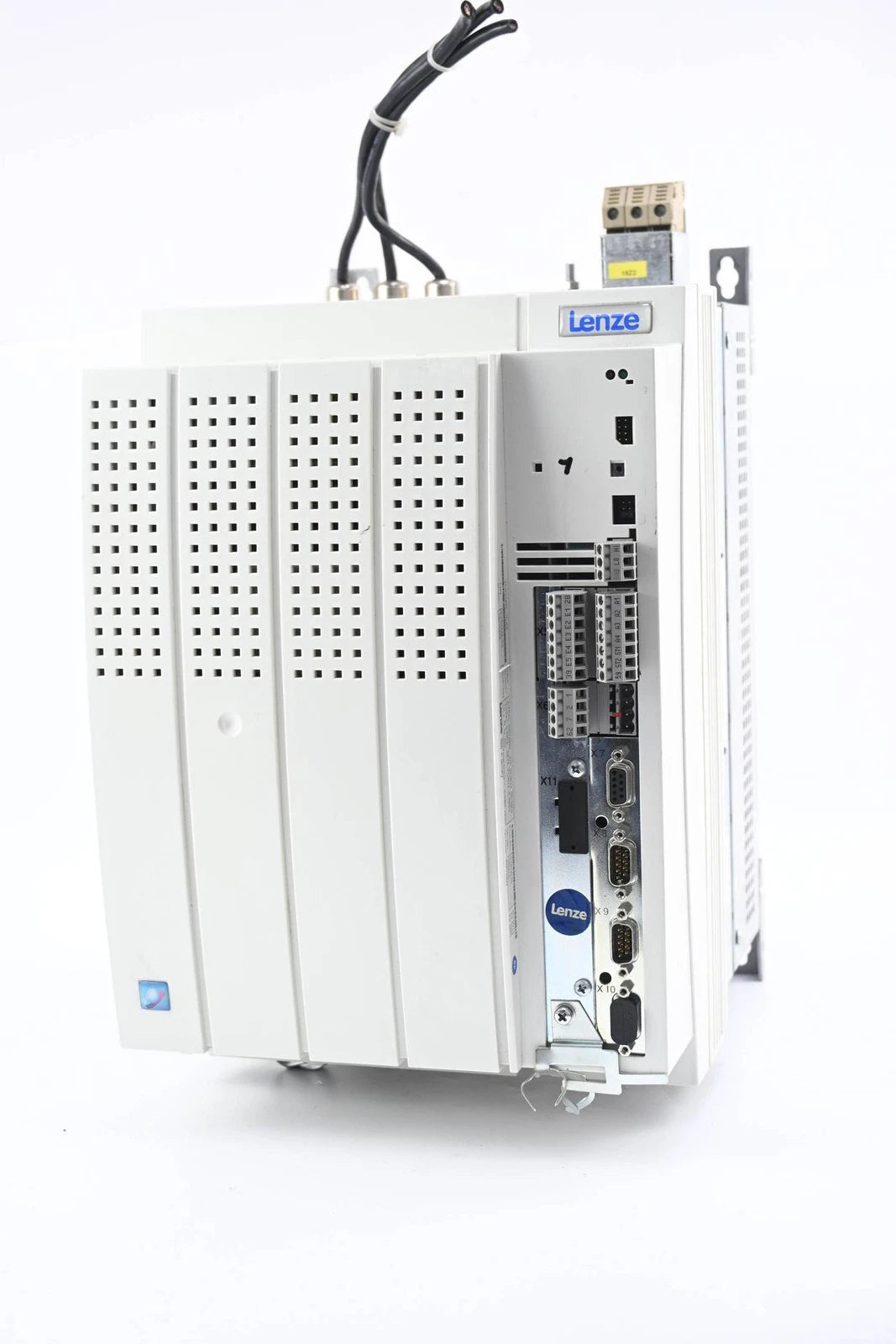 Lenze EVS9328-ES 9300 Series 22 kW Servo Inverter for Industrial Motion Control