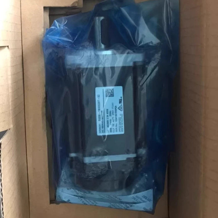 R88M-1M3K020C-BS2 | Omron 1S Series 3kW AC Servo Motor with Brake