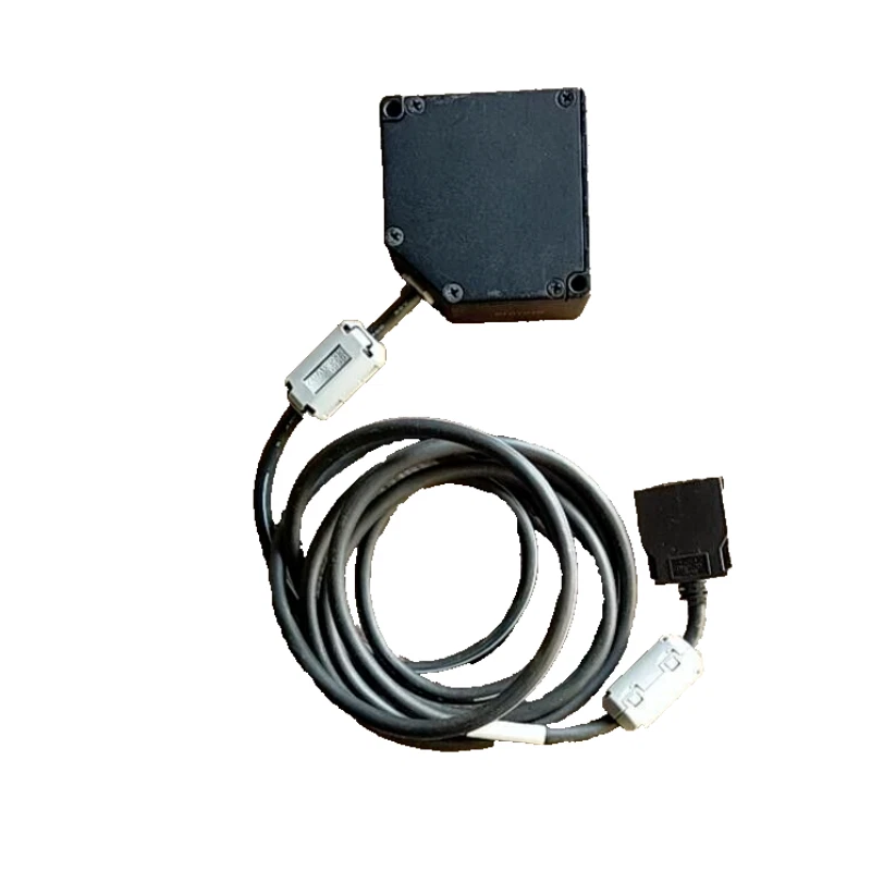 ZS-LD200 | Omron ZS-L Series Laser Displacement Sensor Head 200mm Range