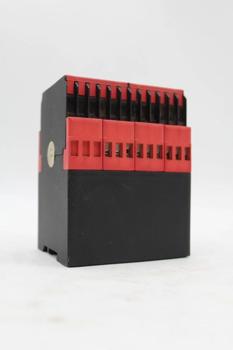 XPSAT5110 | Schneider Electric Preventa Safety Relay, Dual-Channel, 24V DC, 2NO/1NC