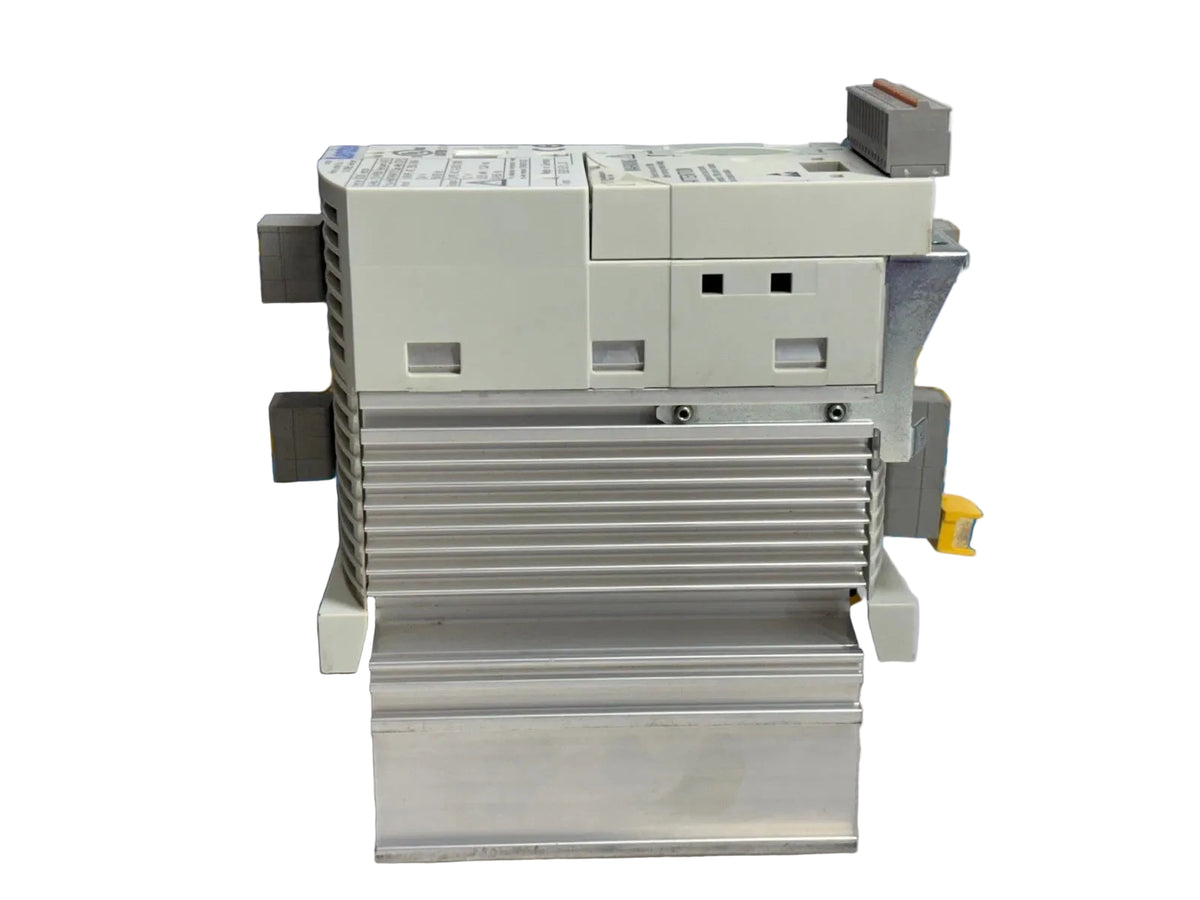D-31855 | Lenze 8200 Vector Frequency Inverter Drive 0.37 kW