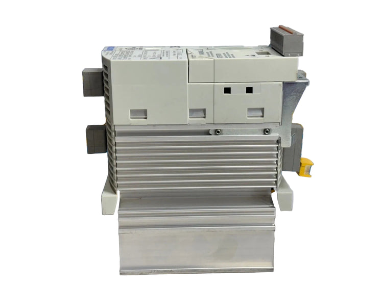 D-31855 | Lenze 8200 Vector Frequency Inverter Drive 0.37 kW