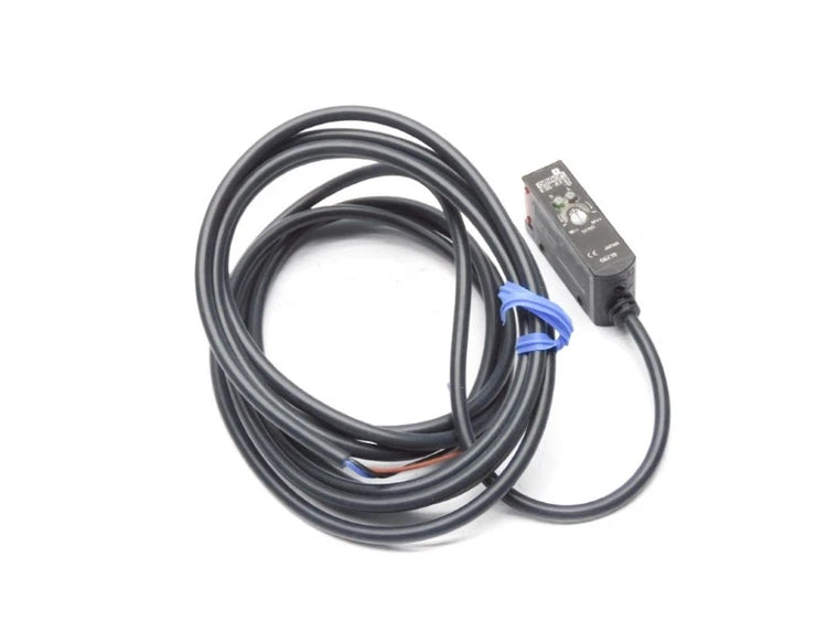 E3S-AT31-D | Omron Photoelectric Receiver, 7 m Through-Beam, 10–30 VDC, M12 Connector