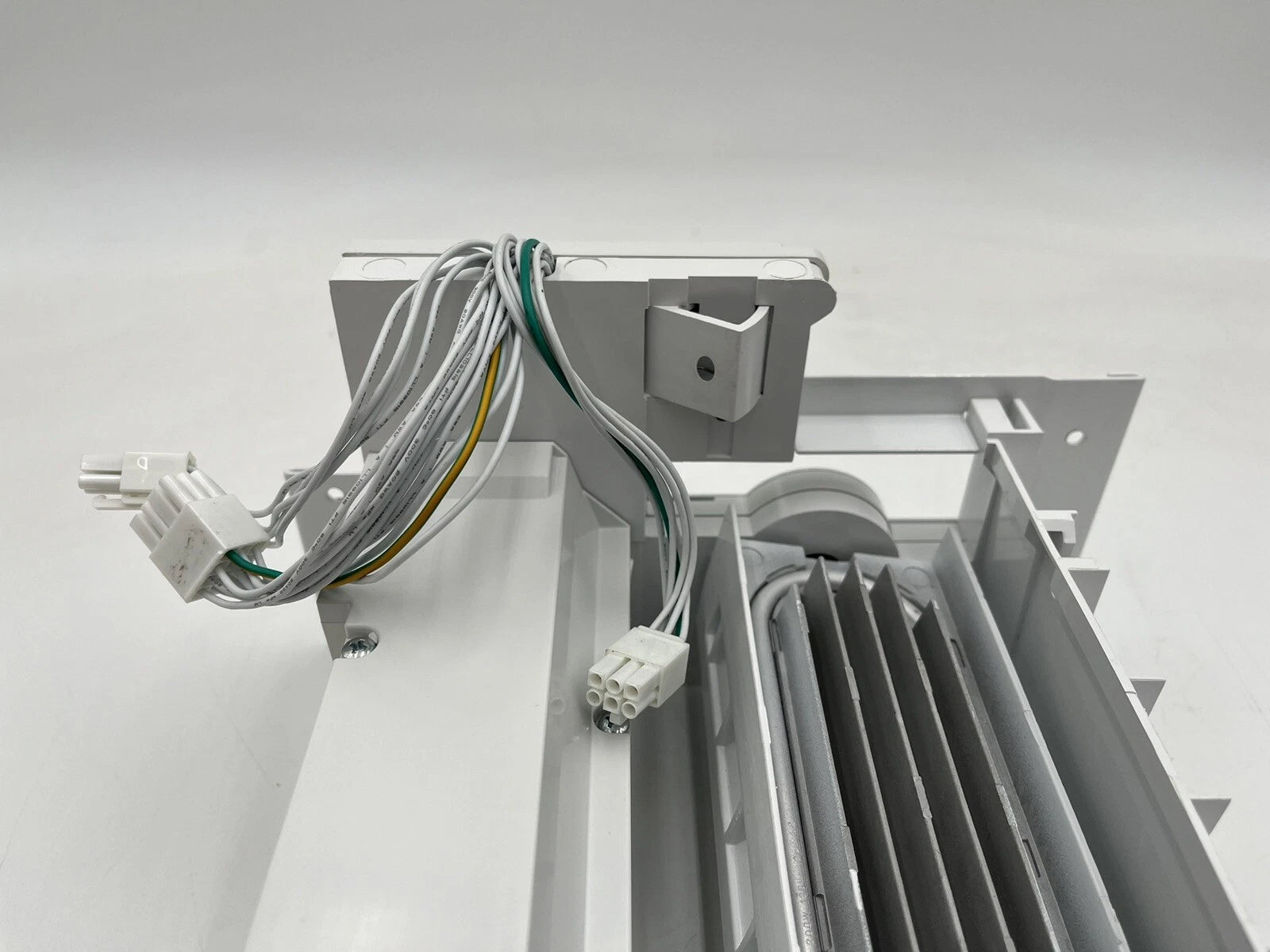 Bosch 00702093 Genuine Refrigerator Automatic Ice Maker Assembly