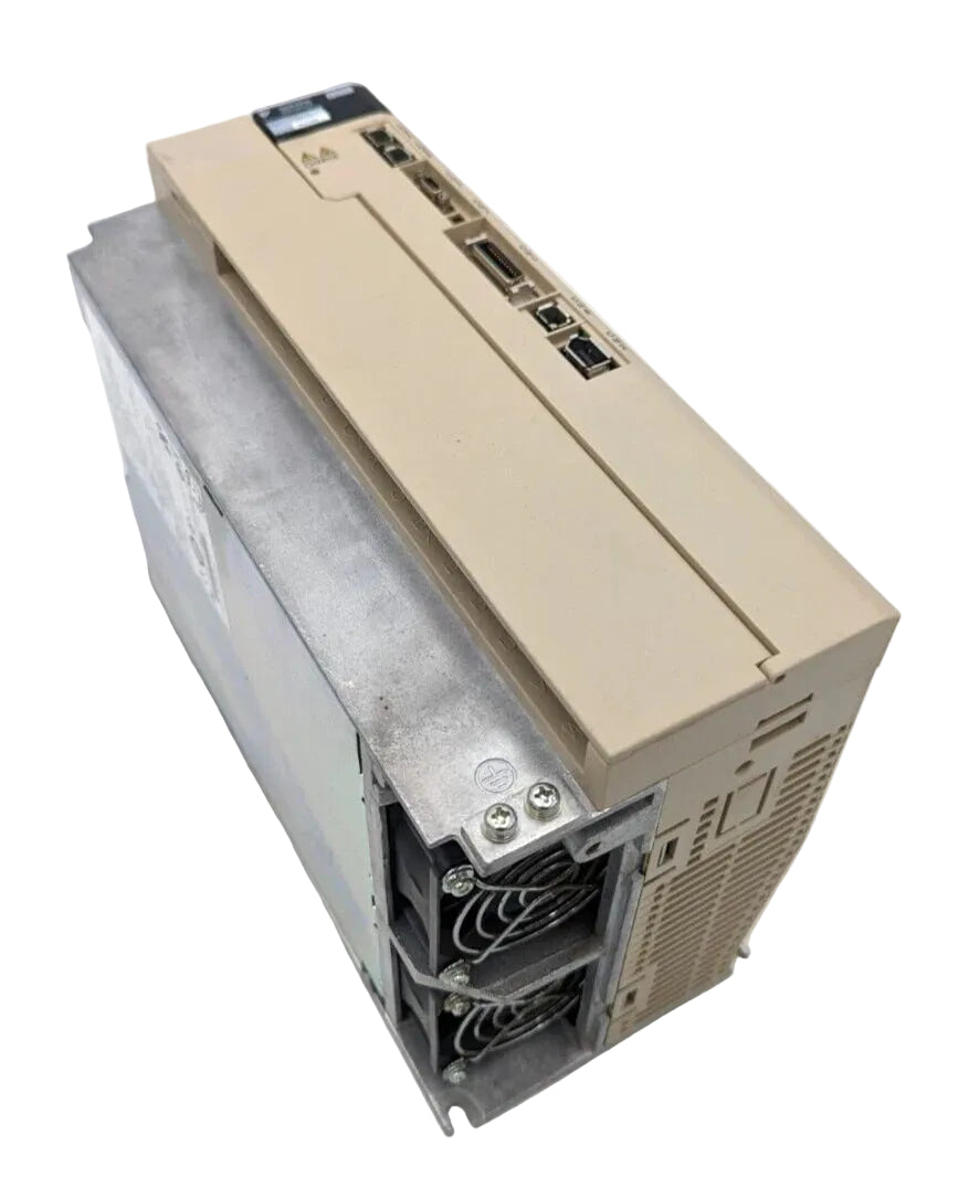 SGDV-120D21A002000 | Yaskawa Sigma-5 3 kW Servopack Servo Drive 400 VAC