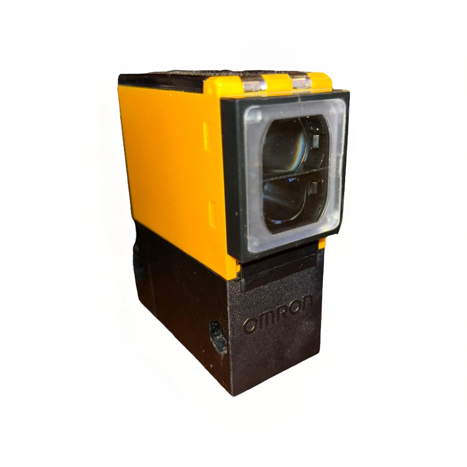 E3B2-R5M4-US | Omron Photoelectric Sensor, Retroreflective, 5 m Range, Relay SPDT Output, IP66