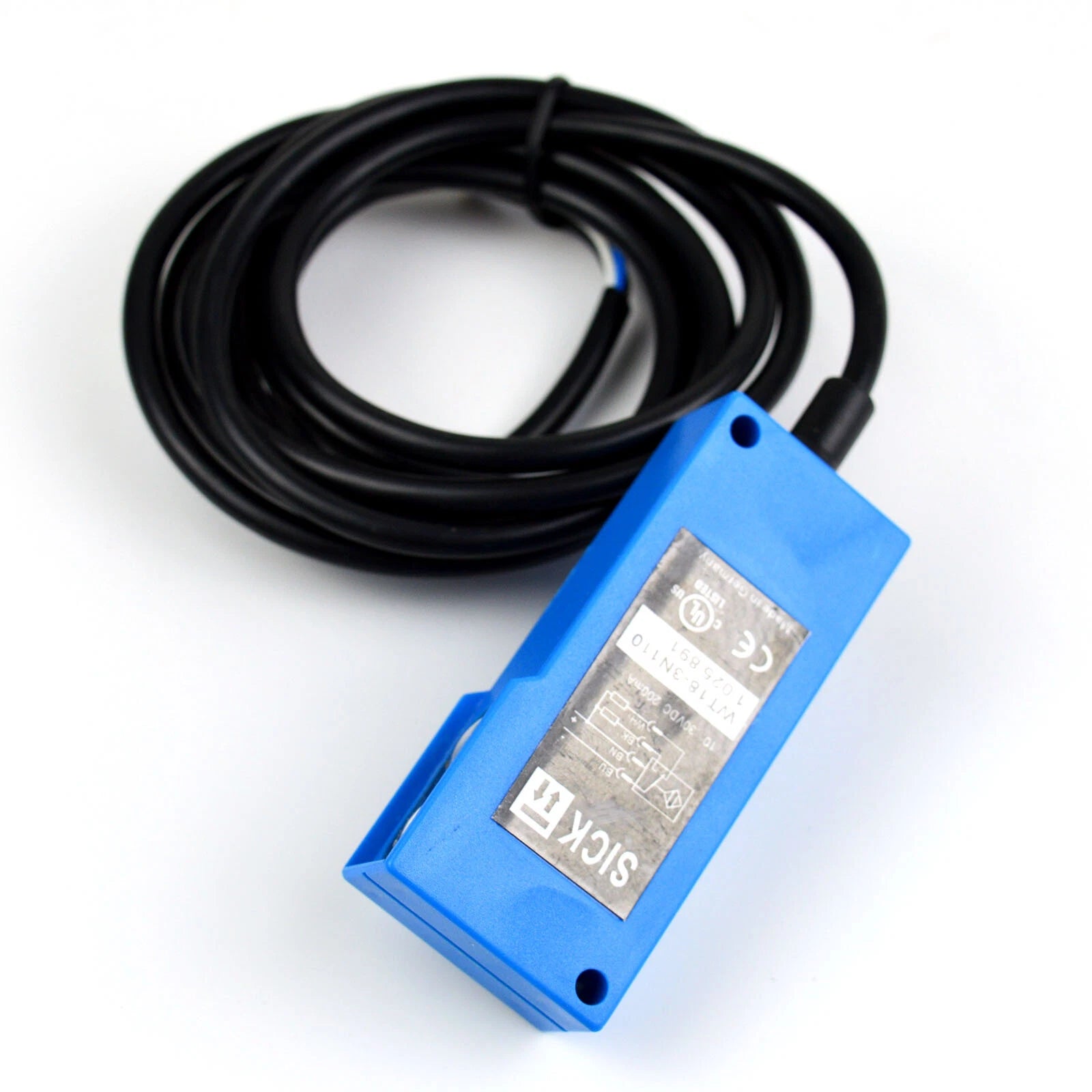 WT18-3N110 | SICK Photoelectric Proximity Sensor with Background Suppression