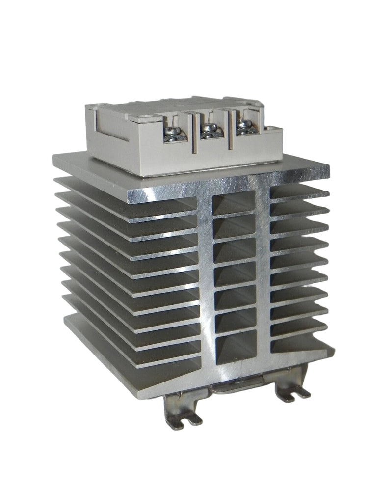 G3PB-545B-3N-VD | Omron Solid State Contactor 3-Phase 45A 180–528VAC 9.6–30VDC