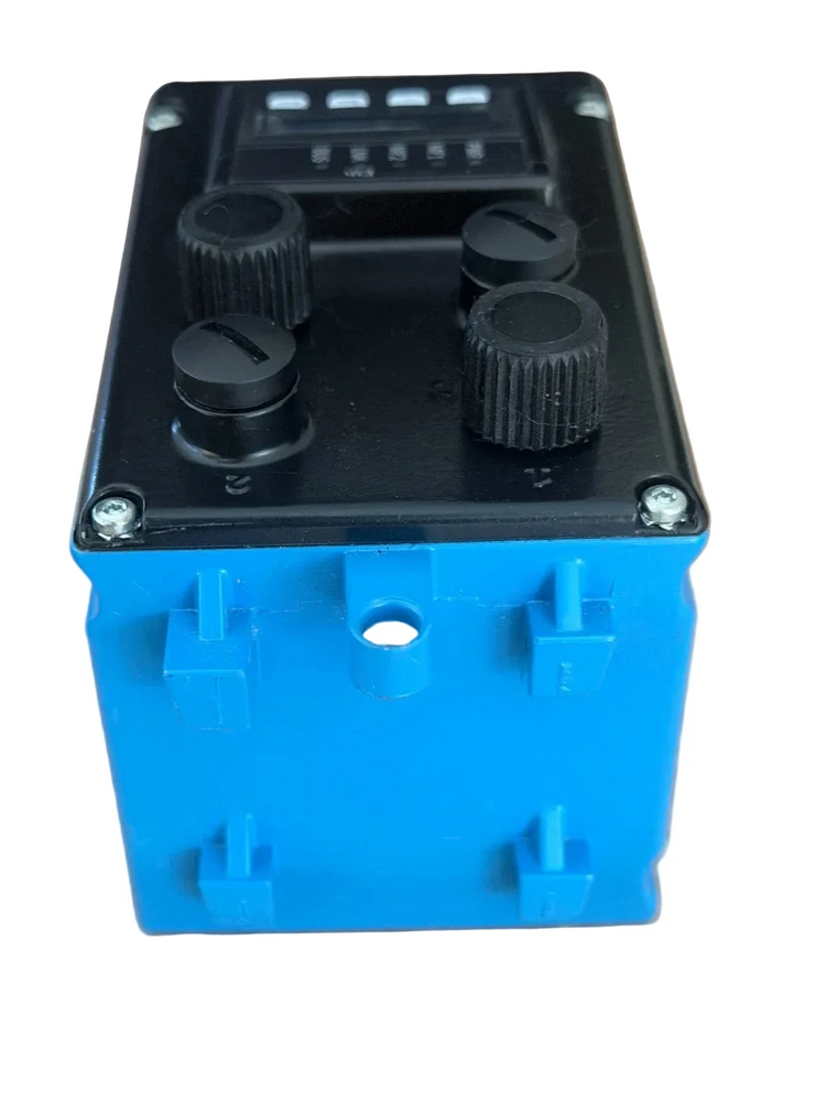 SICK DL100-21AA2101 Dx100 Long-Range Laser Distance Sensor 100 m