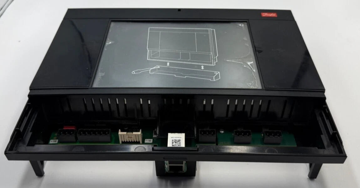 Danfoss AK-SM 800AL System Manager Refrigeration Alarm Logger with Touch Display and Ethernet Connectivity