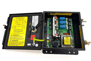Banner Engineering MSCA-1 MINI-SCREEN Safety Controller with Metal Control Box