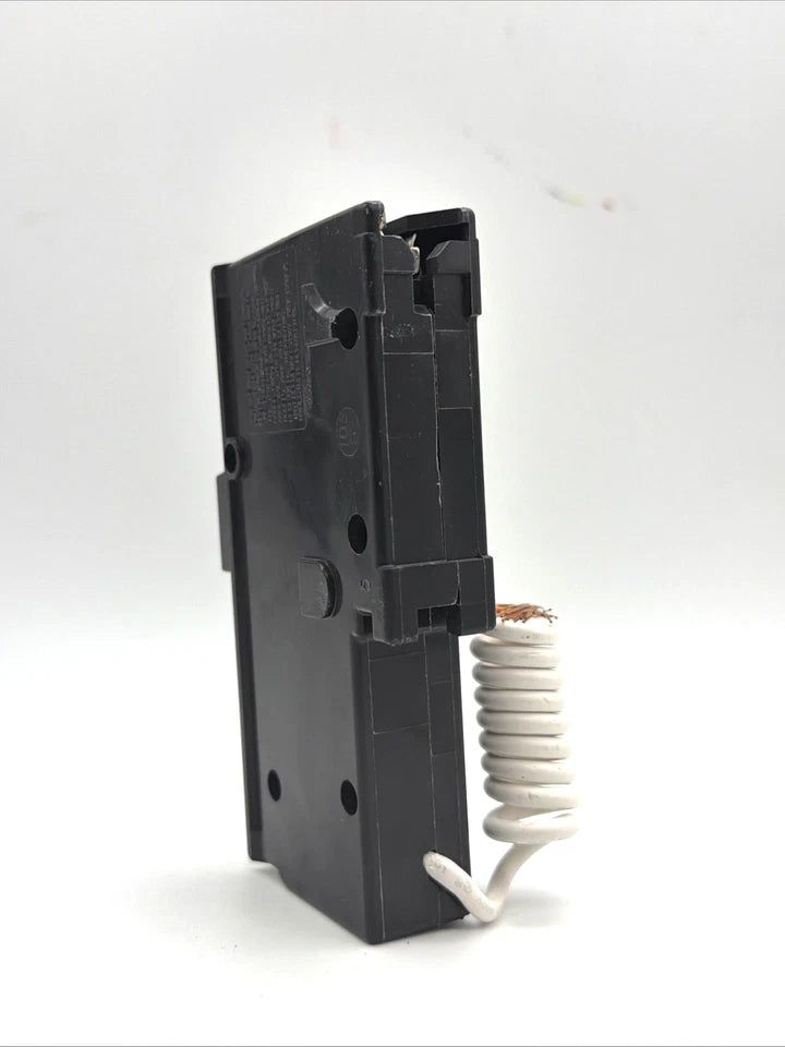 HOM120DF | Schneider Electric Homeline 20A 1-Pole Dual Function AFCI/GFCI Circuit Breaker 120V