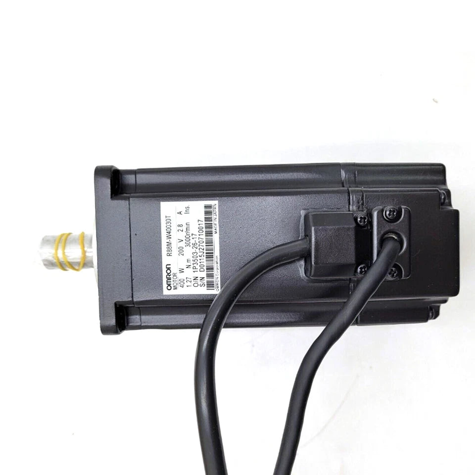 Omron R88M-W40030T Servo Motor for Motion Control Systems