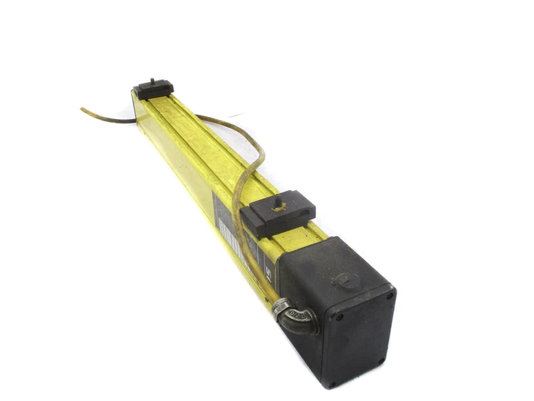 AGSS-750-1111 | SICK AGS Series Safety Light Curtain Sender 738 mm