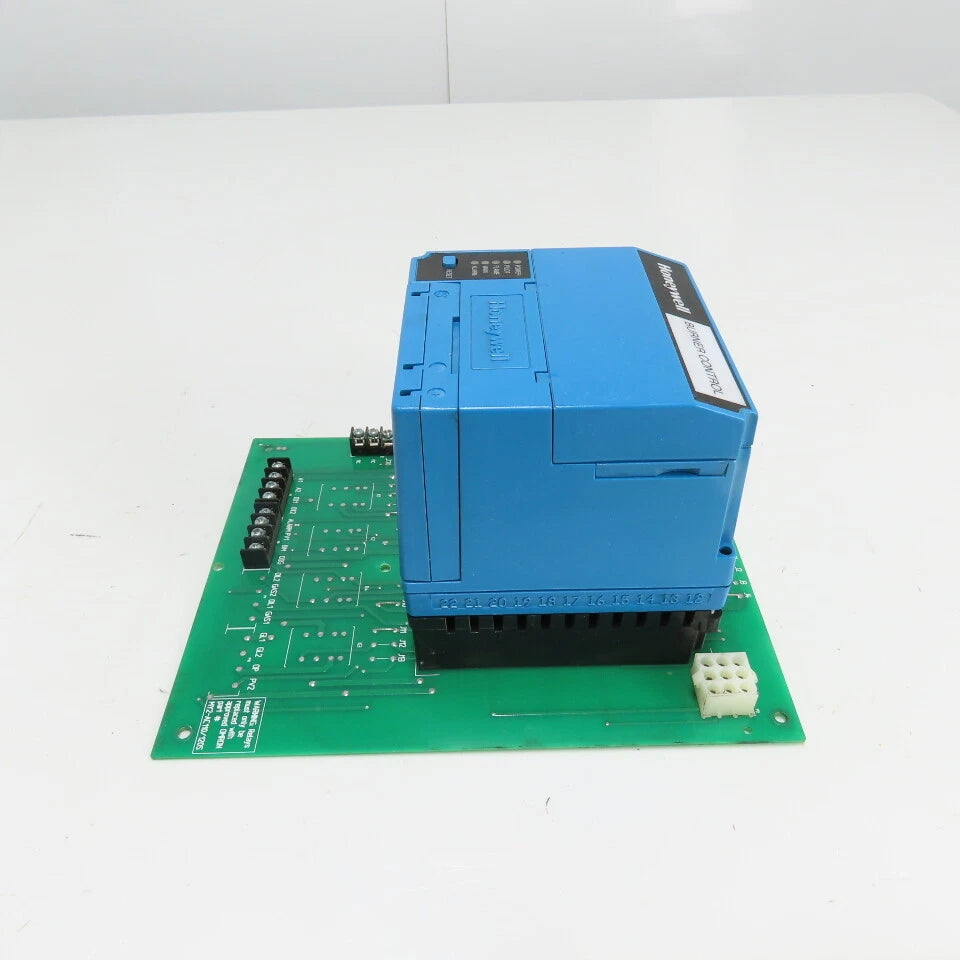 50011403-001 | Honeywell RM7840L1075 Burner Control Unit with Board