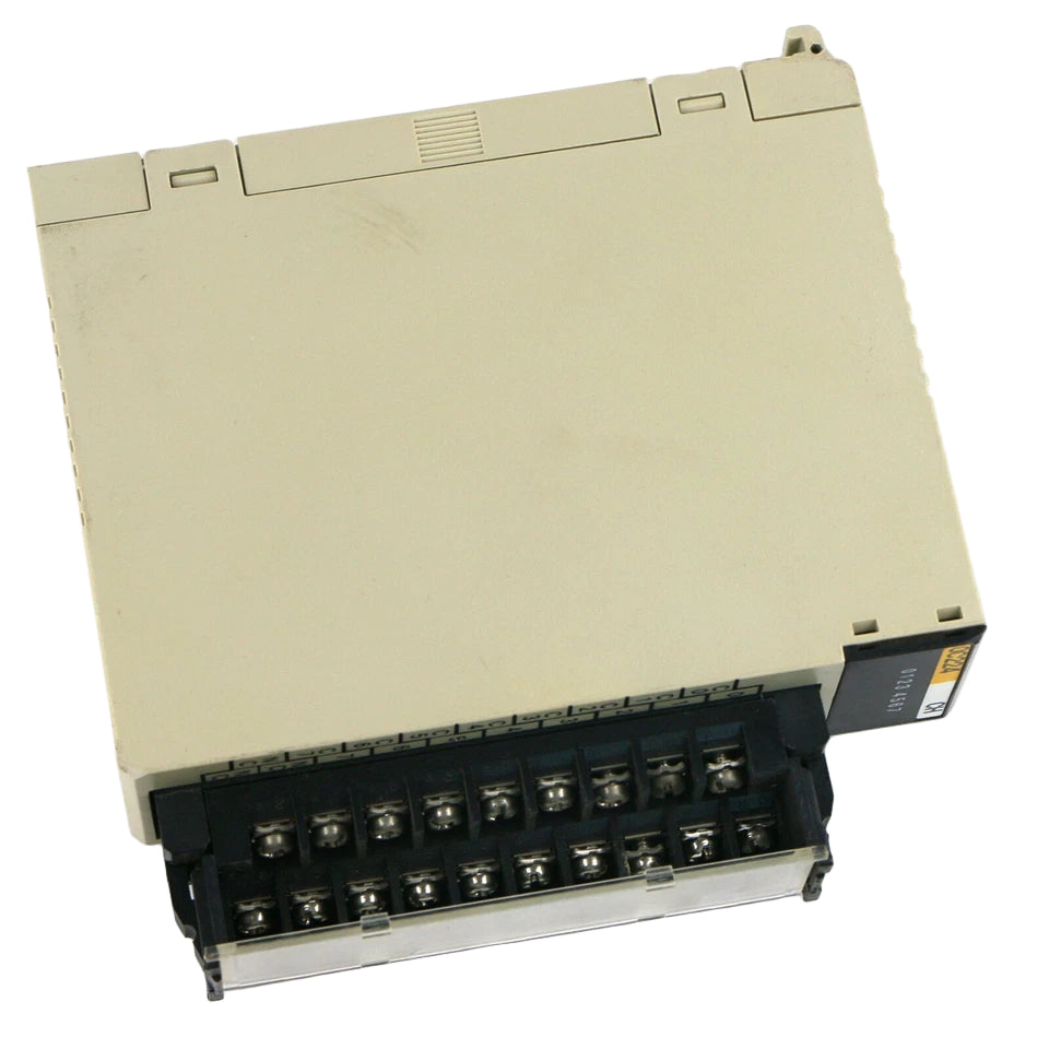 C200H-OC224 | Omron C200H Series 24-Point Relay Output Unit for PLC Systems