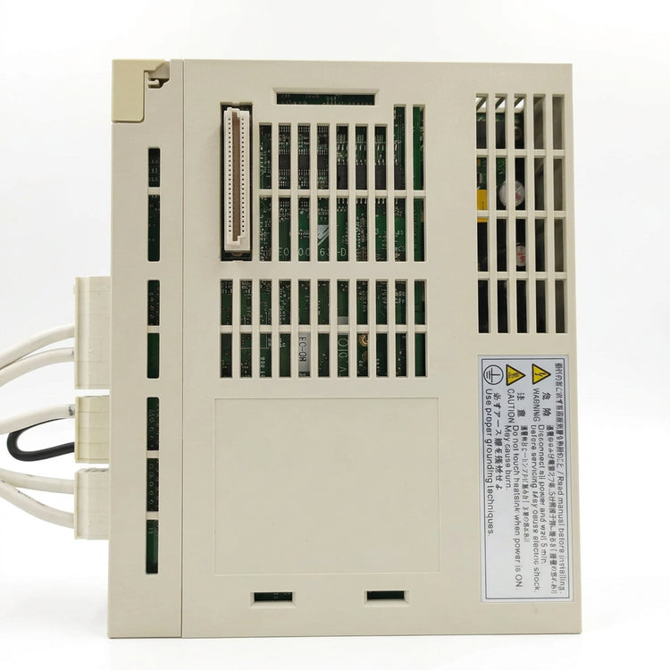 Yaskawa SGDH-04AE-OY Sigma-II 400 W AC Servo Amplifier for Industrial Motion Control