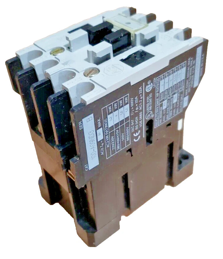 100-A09ND3 | Allen-Bradley Contactor, 3 Poles, 9A, 110/120V AC Coil